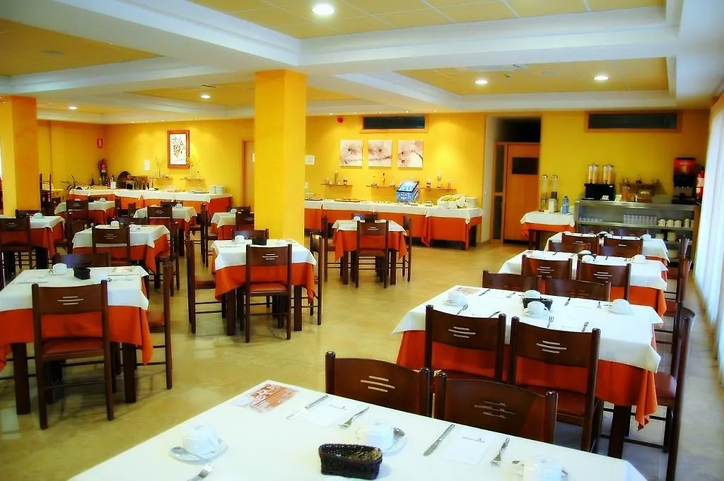 Hotel Salat Resort ليه بورجيس بلانكيس