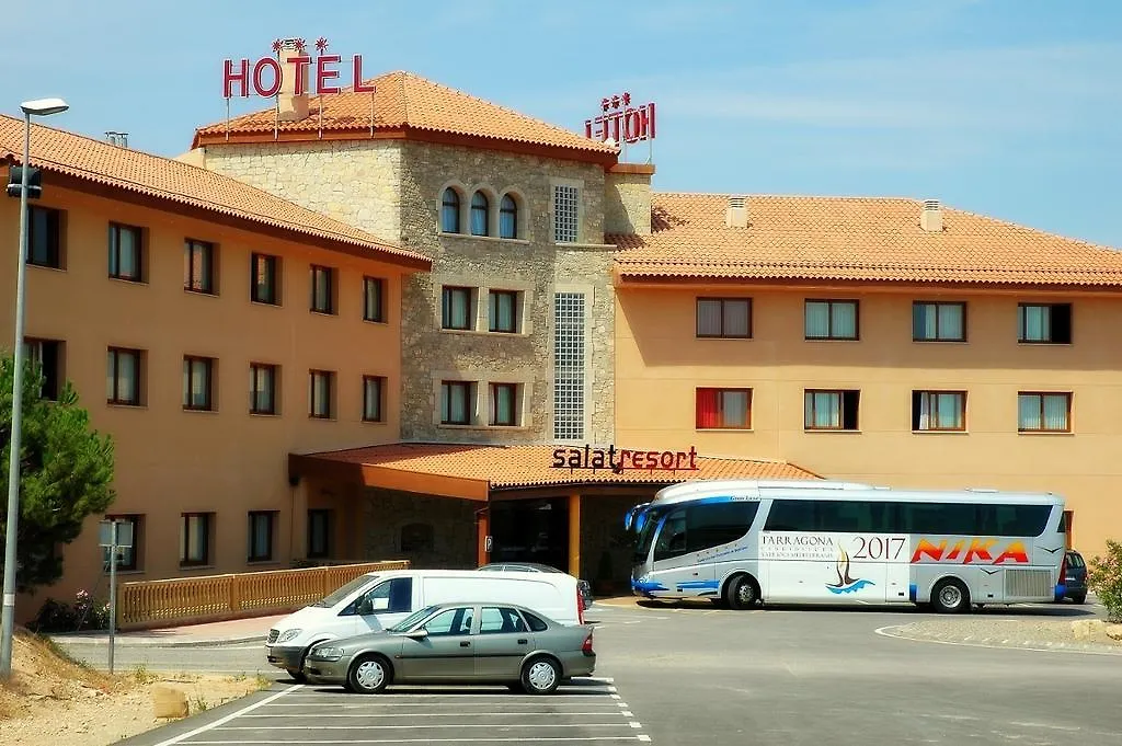 Hotel Salat Resort ليه بورجيس بلانكيس
